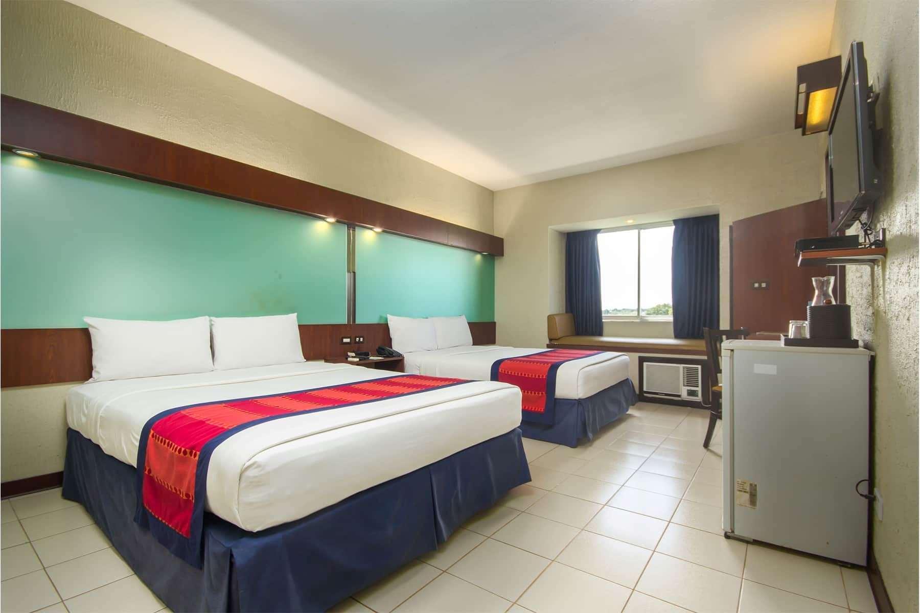Microtel By Wyndham Eagle Ridge General Trias  Exteriör bild