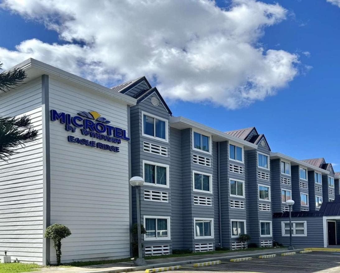 Microtel By Wyndham Eagle Ridge General Trias  Exteriör bild