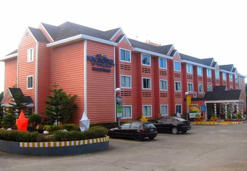 Microtel By Wyndham Eagle Ridge General Trias  Exteriör bild