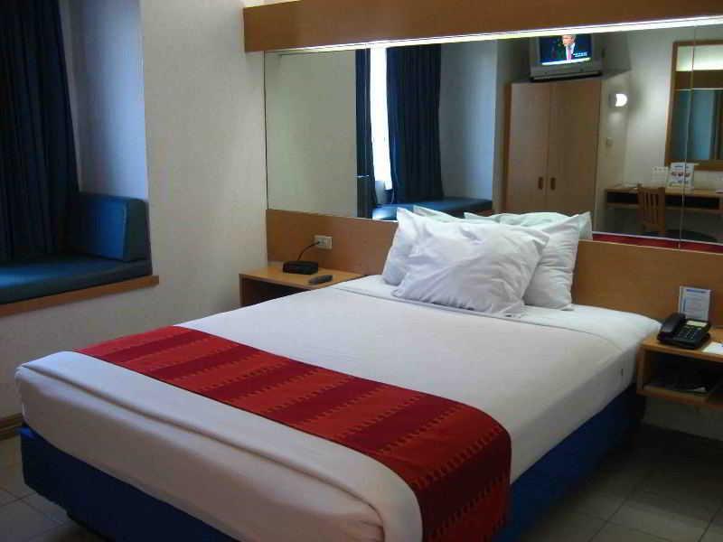 Microtel By Wyndham Eagle Ridge General Trias  Exteriör bild