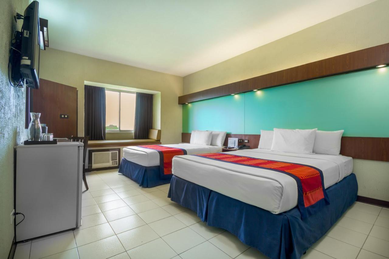 Microtel By Wyndham Eagle Ridge General Trias  Exteriör bild